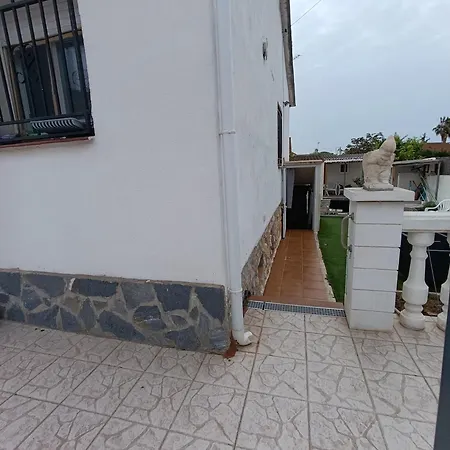 Con Acceso A Piscina Апартаменты